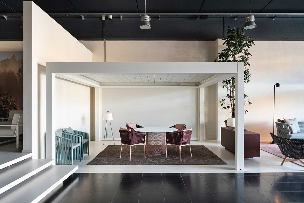Outdoor furniture showroom – Studio LB Monticelli