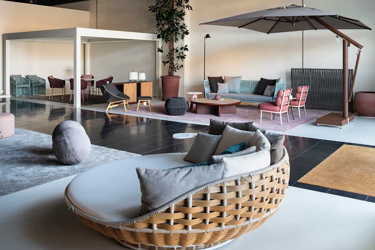 Outdoor furniture showroom Studio LB Monticelli