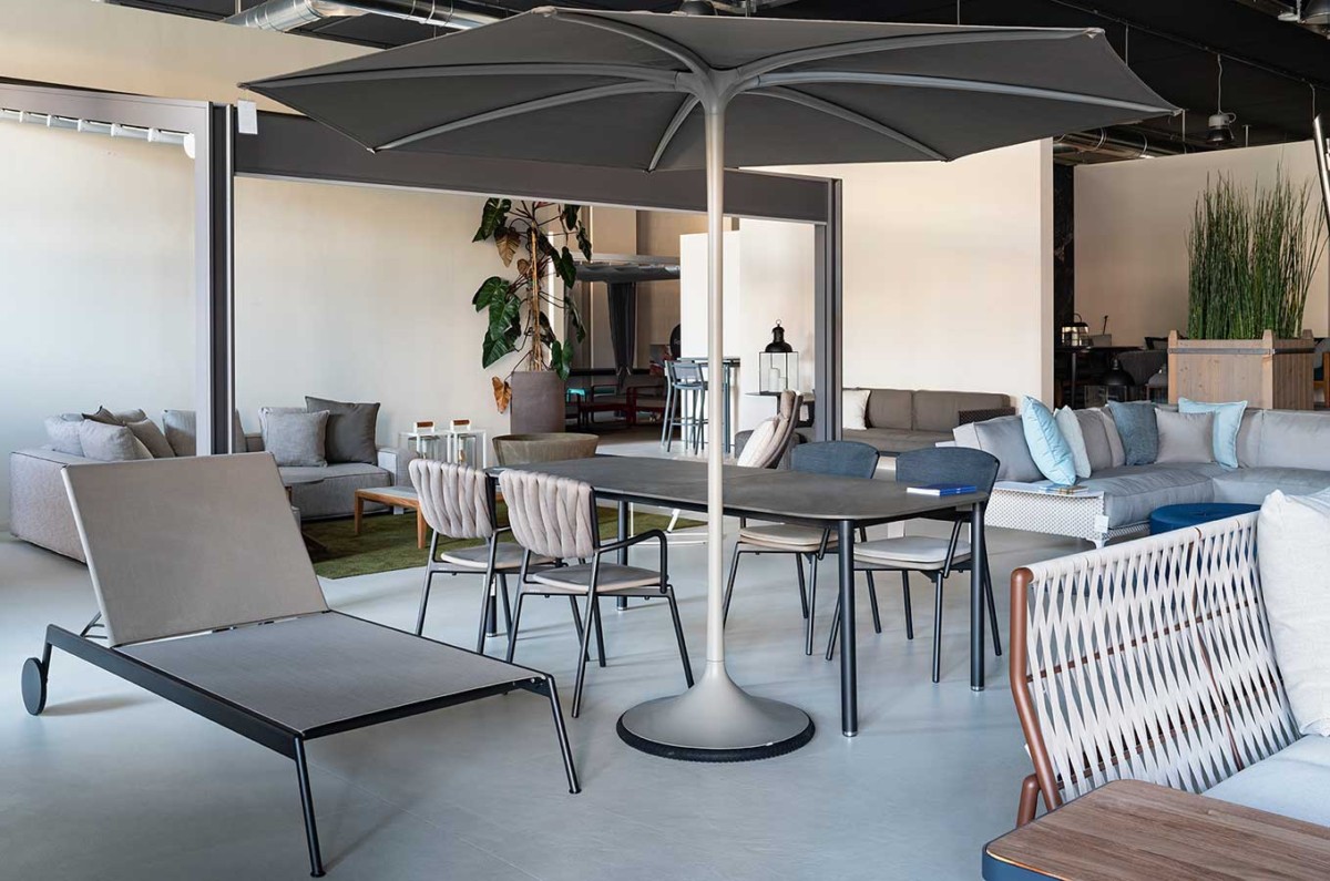 Outdoor furniture showroom Studio LB Monticelli